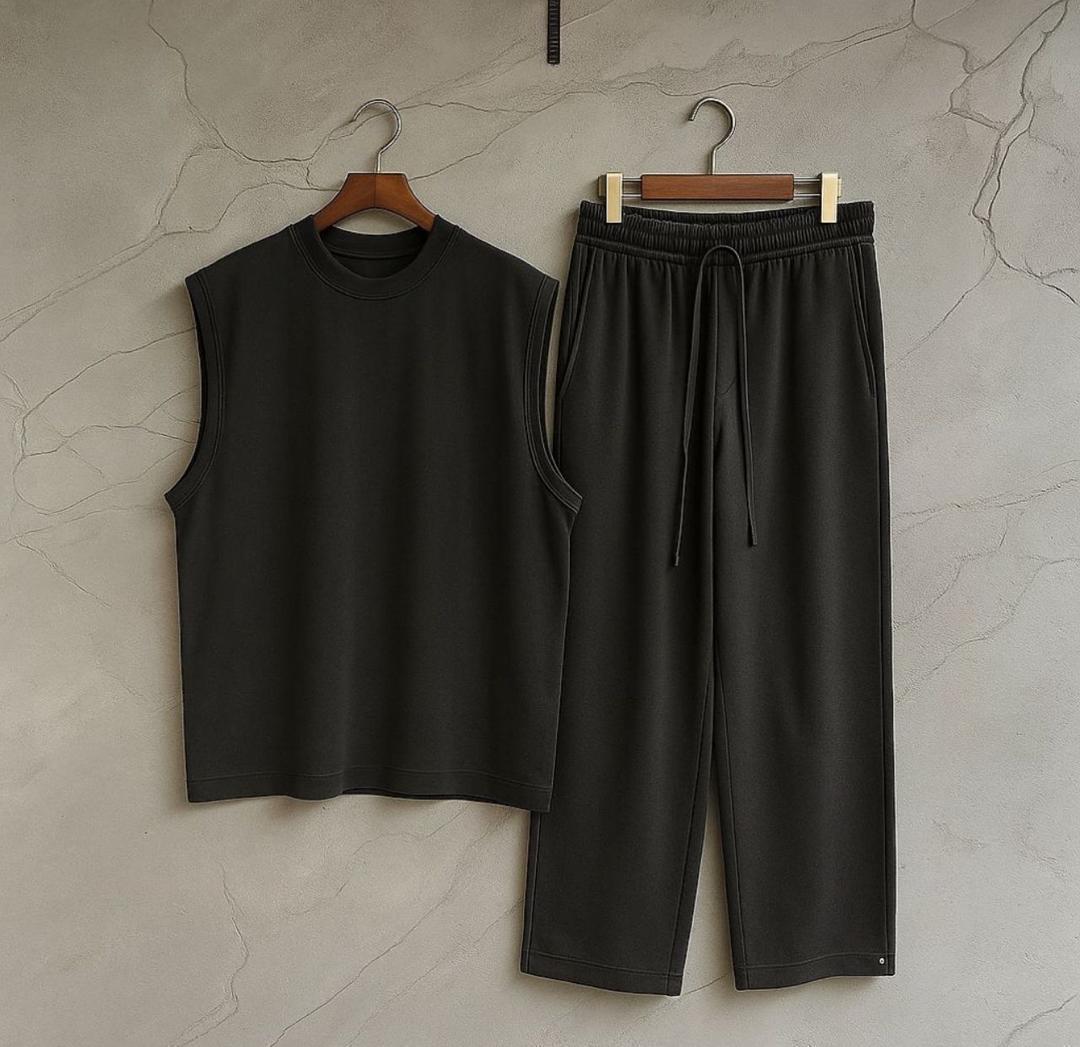 2 Piece Set - Black Sleeveless